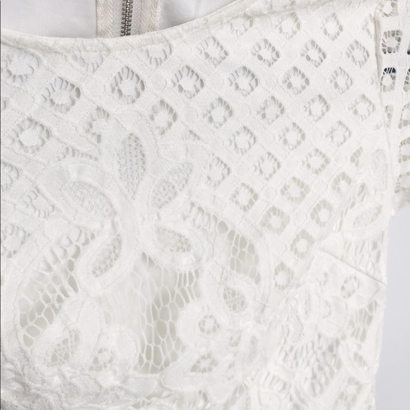NWT Lulu’s White Lace Two Piece Set - Picture 3 of 12